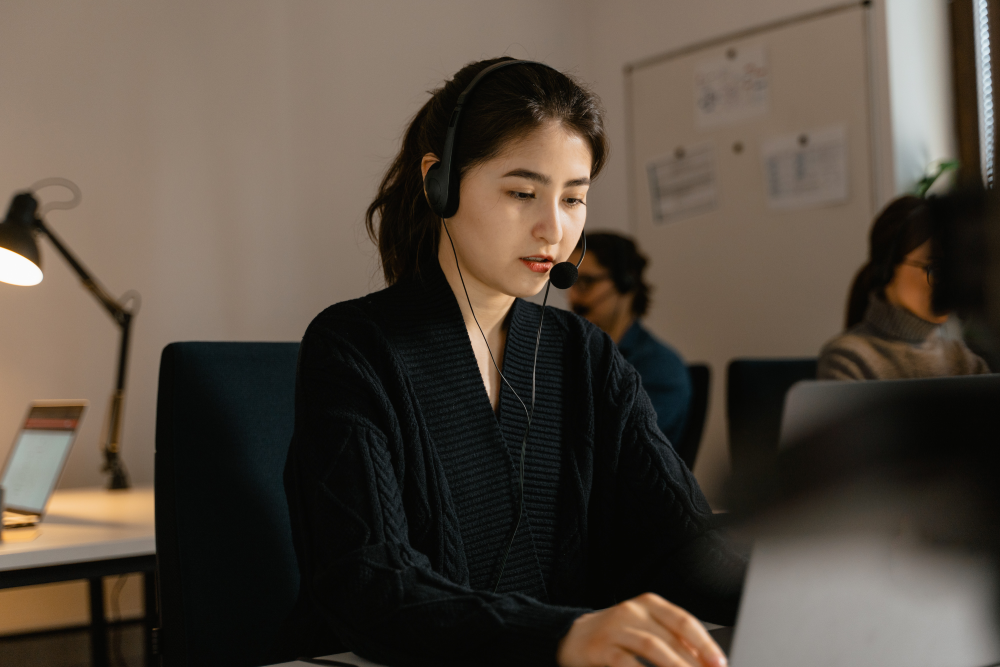On Cloud Customer Service