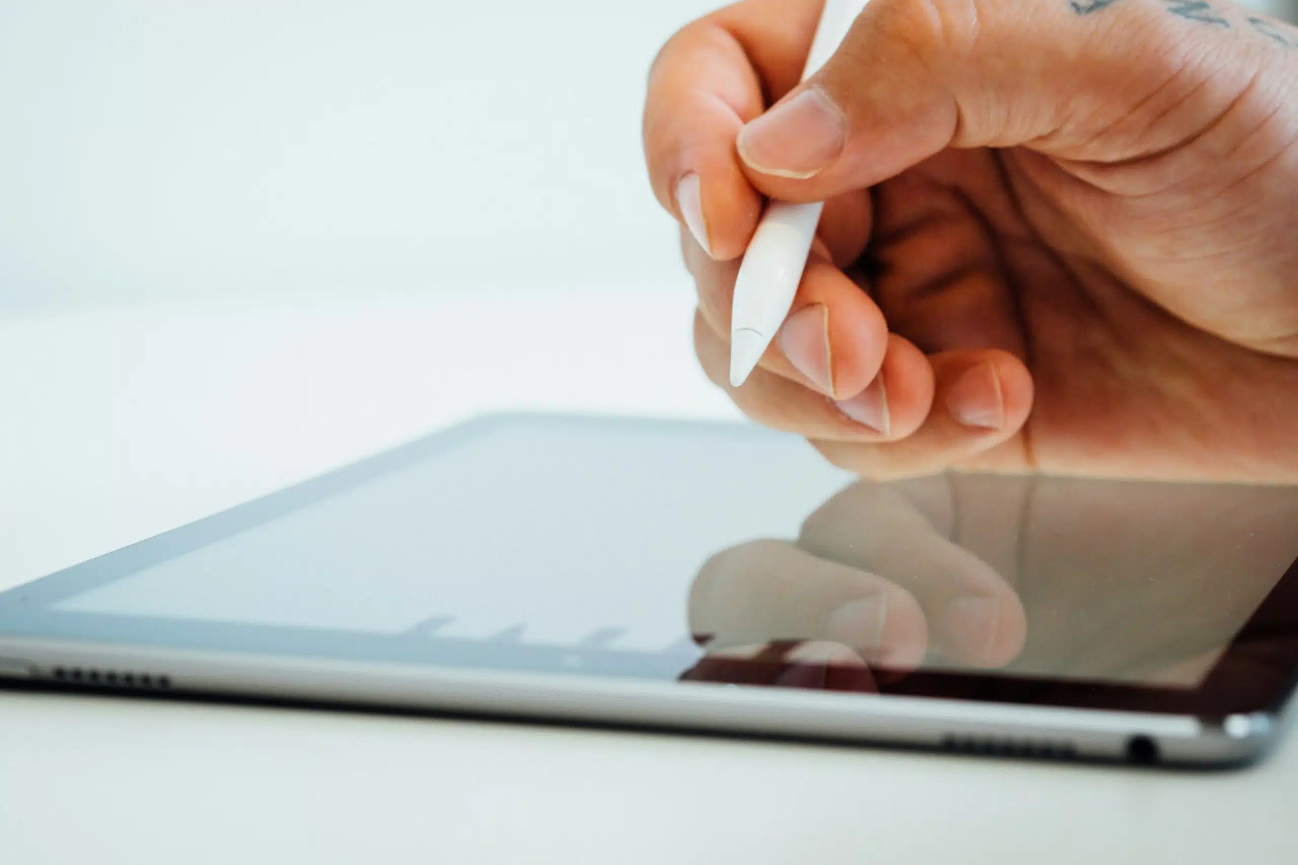 The new online withdrawal function: what EU Directive 2023/2673 means for your business